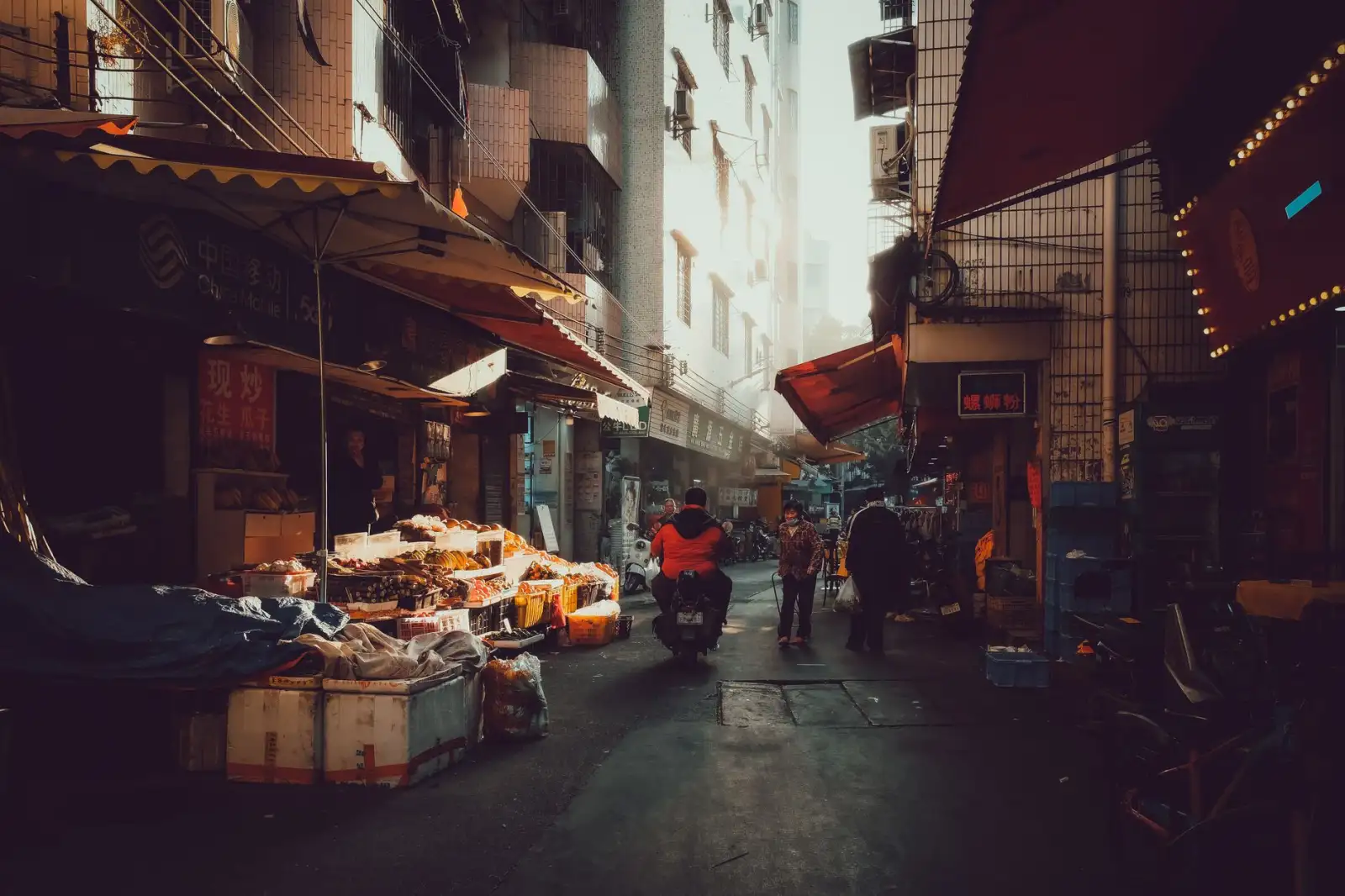 2025广州服装批发市场趋势观察：供应链升级驱动零售端选品策略调整正文配图 1