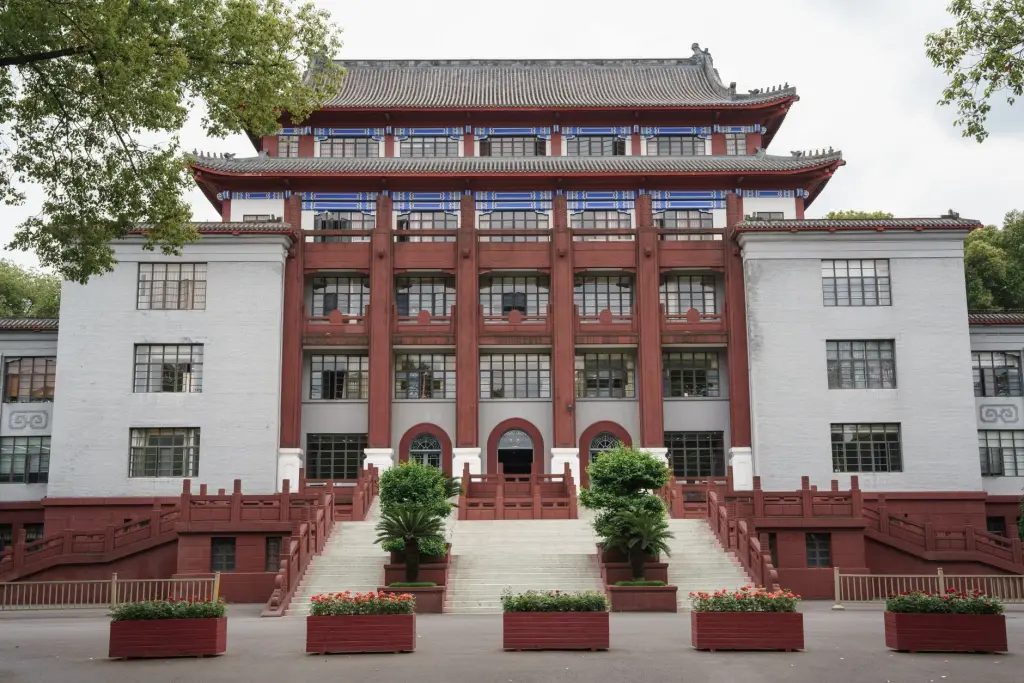 服装批发零售环节的质量管控关键点与实操方法